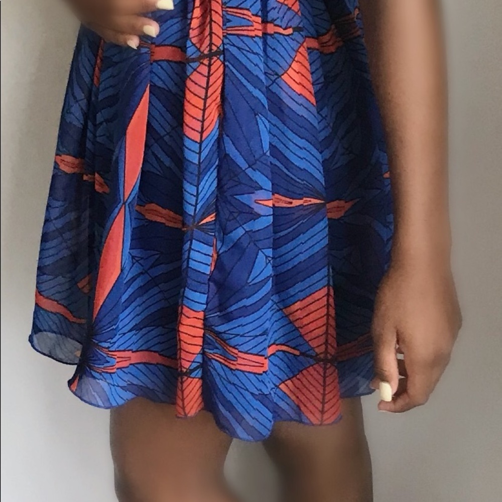 Dress - Picture 6 of 6